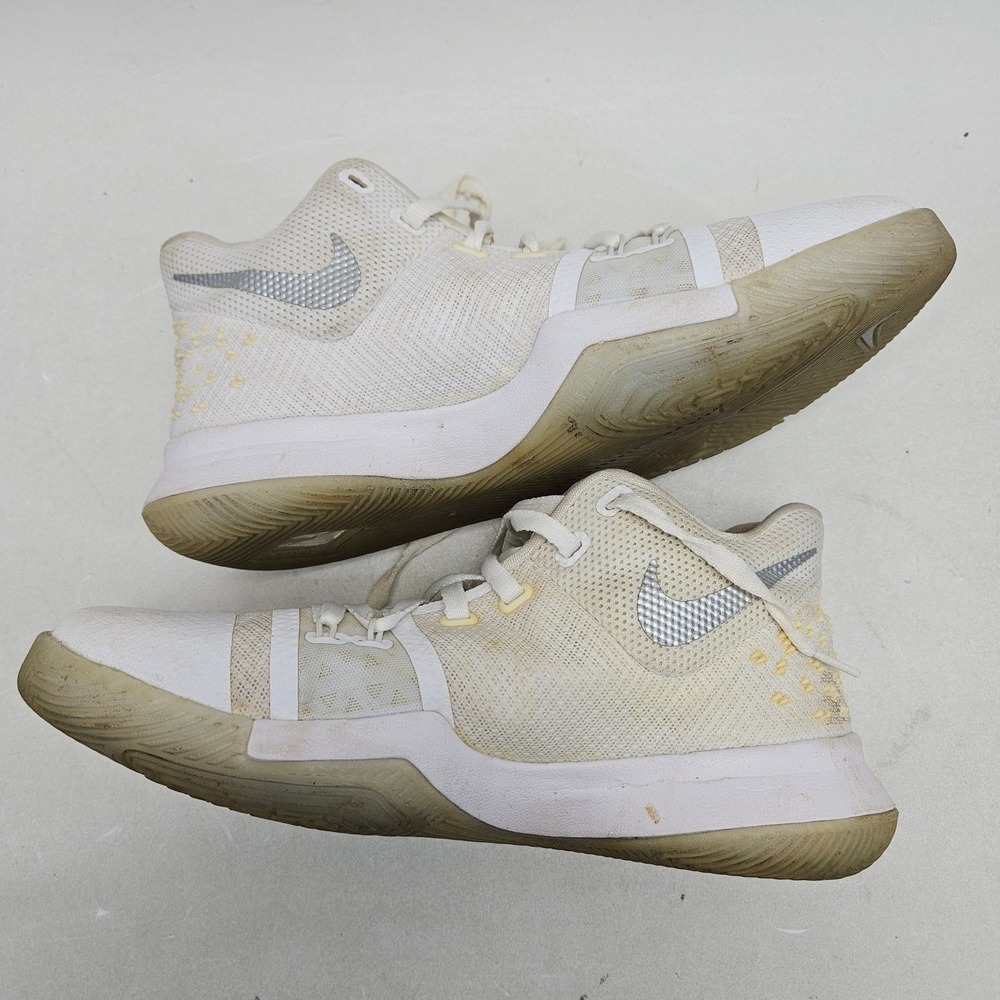 Nike Kyrie 3 GS Ivory Pale Grey Light Bone Basketball Teen 7Y Womens 8.5 Shoes